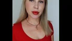 Oynat Rus MILF, amının, kıçının ve sıcak bir oral seksin yakın çekimlerini içeren, kocasıyla eş değiştirenlere katılmanın erotik hikayesini paylaşıyor