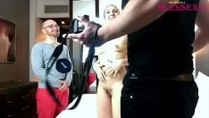 Oynat kız iyi horoz emmek ve yaramaz seks yapmak için özel pozlar var