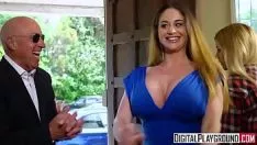 تشغيل تحصل مارس الجنس XXX عاهرة من إسبانيا من قبل 2 رجال