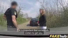 Odtwórz Rozbójniczka, która rucha policjanta