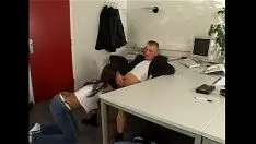 Jouer Romanca In Sex Shop succhia Gallo di un Mojneag