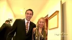 Jouer Si veste con un completo e va a scopare in hotel con la sua amante