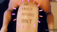 Redare Penetrarea profundă cu o provocare uriașă de dildo monstru !!