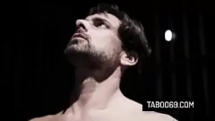 Jouer Jailbust hardcore: Ryan Driller baise la chatte humide d'Eliza Jane
