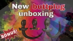 Abspielen Riesige Buttplug Order Unboxing: Miss Ravens Sexspielzeug für Domina BDSM Training