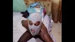 تشغيل أسود قرنية 18YO الأبنوس الإباحية استمناء في الهواء الطلق